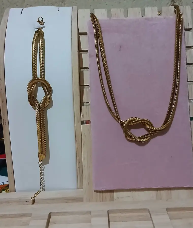 Conjunto Nudo Dorado Serpiente